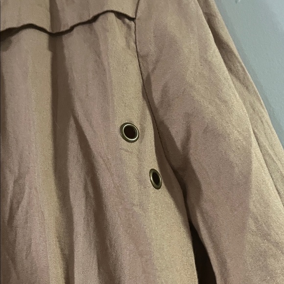 Iris Tan Jacket Size Medium - Picture 6 of 7